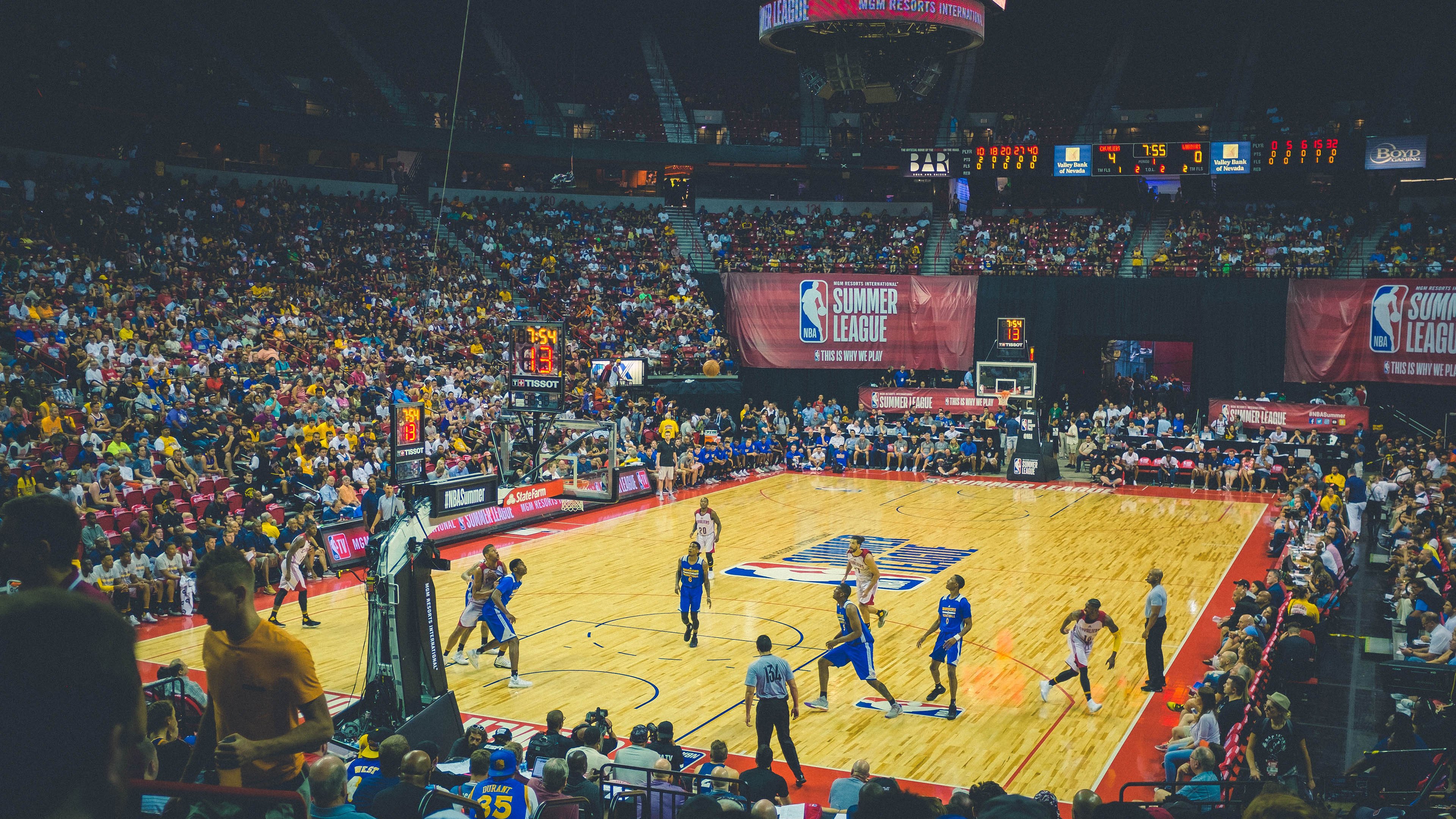 末节之神!赖斯独揽18分接管比赛,安哥拉爆冷淘汰卫冕冠军里昂