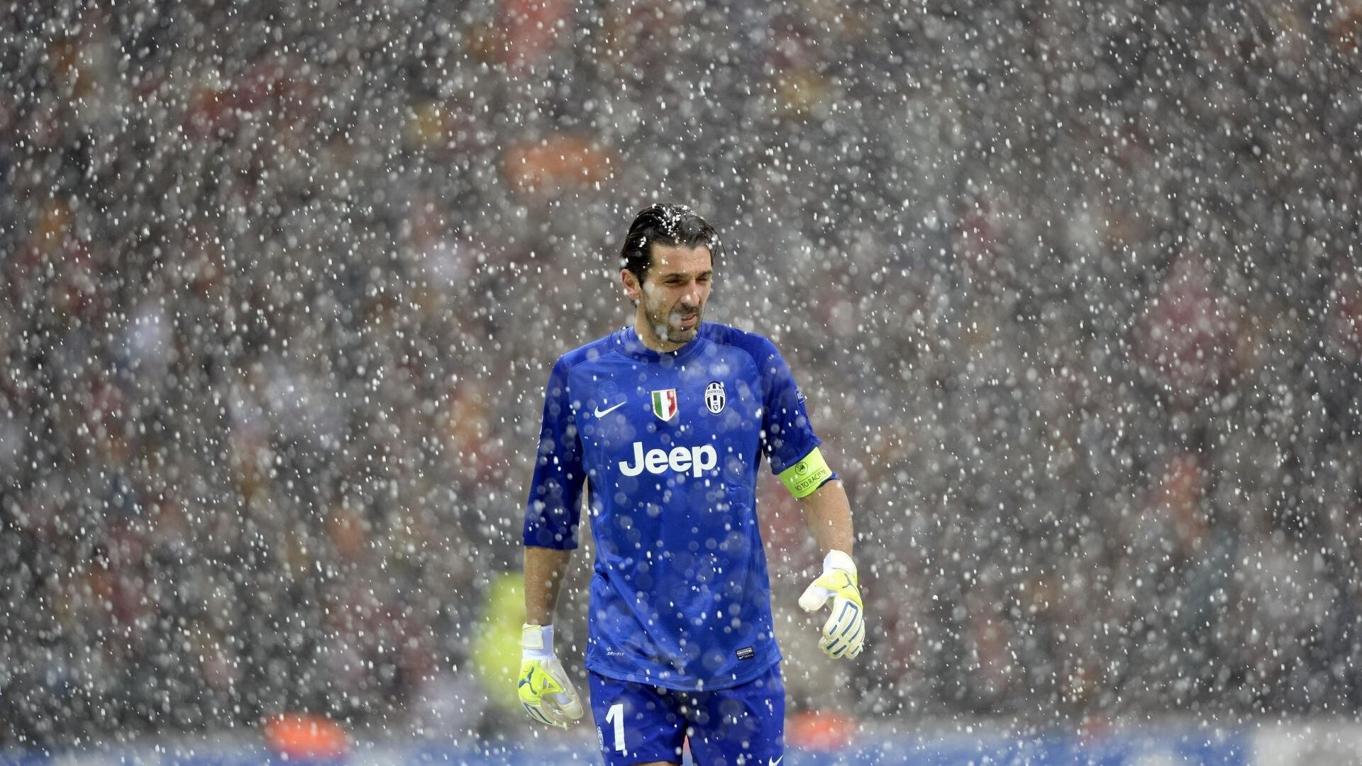 阿尔瓦雷斯的蓝调，当牙买加雷鬼撼动拉齐奥天空