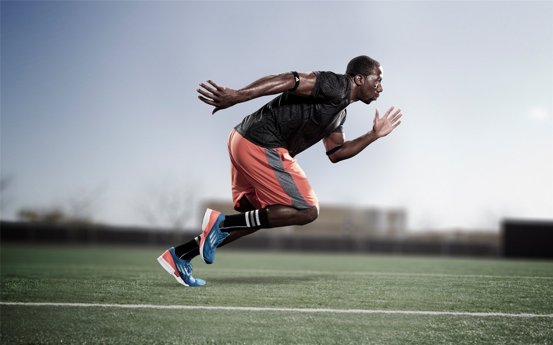 开云体育app-那不勒斯稳定器与法国横扫者，足球世界的两极叙事